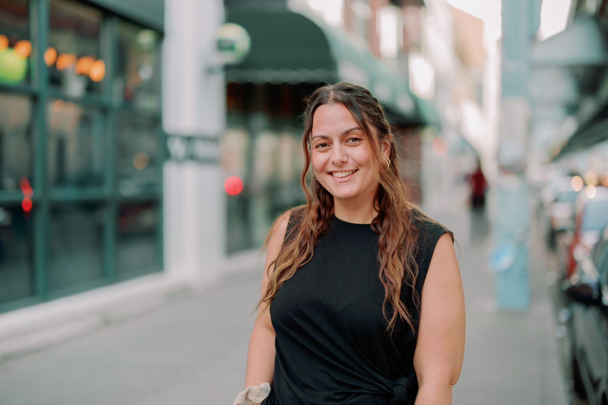 Jennifer Lombardo smiling on a Philadelphia street